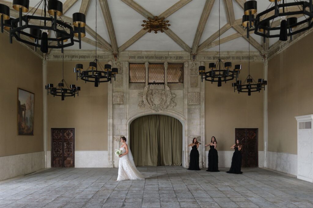 Violinista para bodas en Madrid | Miss Violina Concept – Música en directo